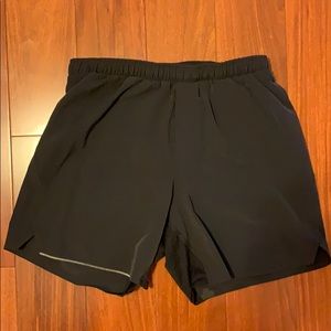 Men’s Lululemon All Terrain Shorts 6”
